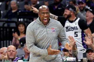 年来凭借扎 年来凭借扎