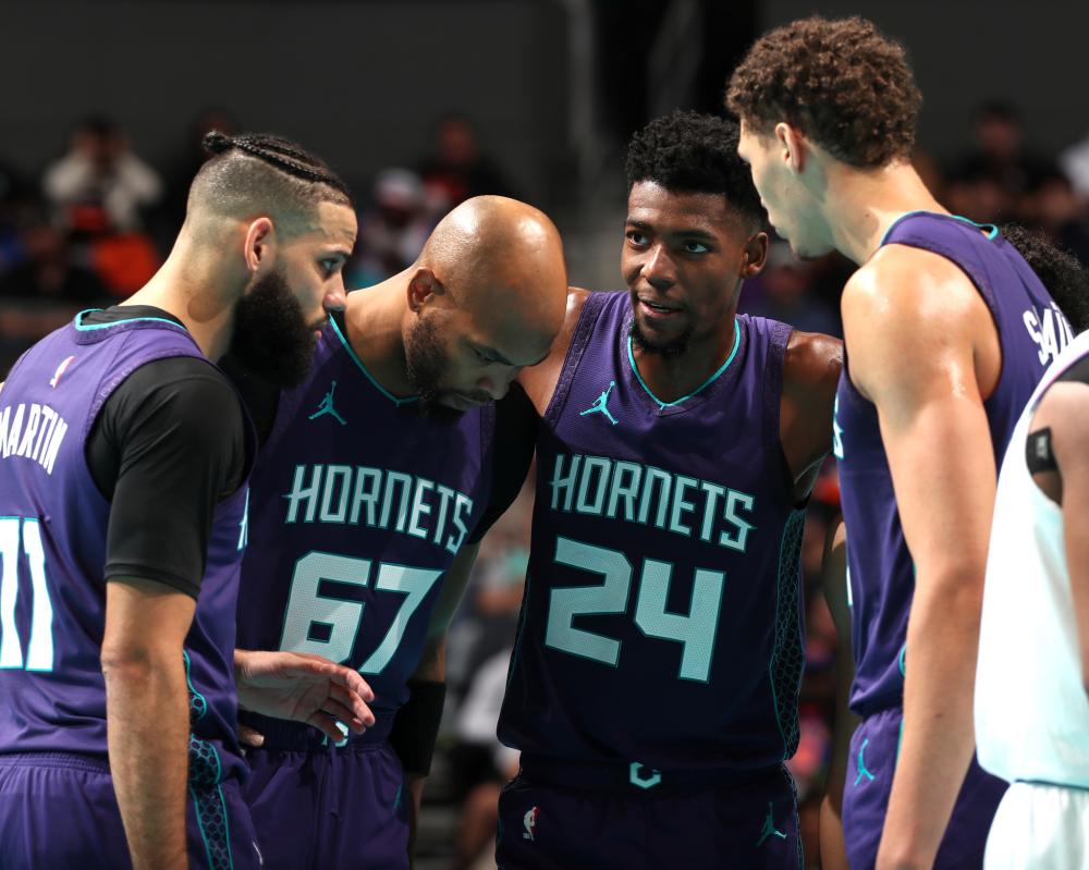 严肃捍卫 严肃捍卫